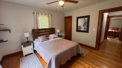 Hendersonville Other | Tandem Lodge - Unit 1