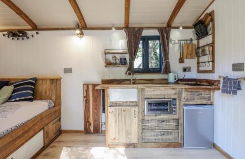 Kingswood House | Tanglewood Shepherds Hut