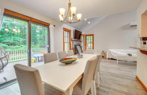 Tannersville House | Tannersville Resort Home with Deck and Gas Grill!