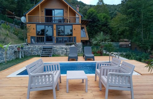 Sapanca Ski Chalet | TanSuitBungalov