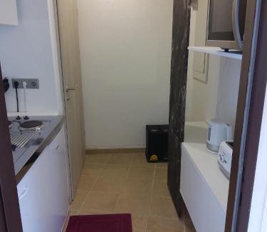 Kernstadt Apartment | Tante Emma Hongkong
