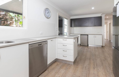 Tarbuck Bay House | Tarbuck Tranquility- In the heart of Tarbuck Bay