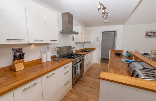 Woolacombe House | Tarka Summerhouse