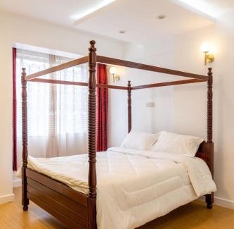 Thompson Estate Apartment | Tarrow Apartment E1
