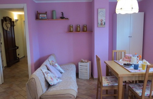 Castellaro Villa | Taste of Provence! House with a garden.