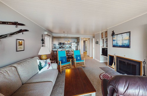 Maple City Condo | Tasteful Glen Arbor condo with beautiful Lake Michigan views, deck & fireplaces