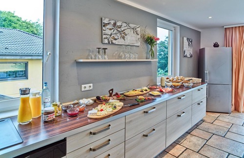 Ramscheid House | Tasteful holiday home with private pool