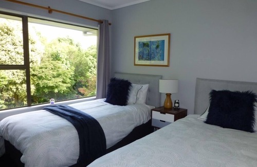 Aongatete Other | Tasteful spacious private garden quest house