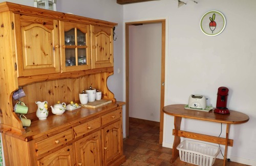 Fontevraud-l'Abbaye Cottage | Tastefully furnished 4 star gîte in historical village of Fontevraud l'Abbaye