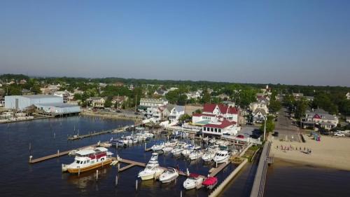 Somers Point Hotel | Tavern on the Bay Hotel - Nucky Johnson Suite