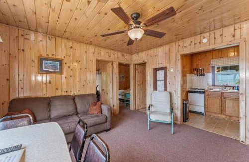 Phelps House | TB5 Thunder Bay Resort Cabin5