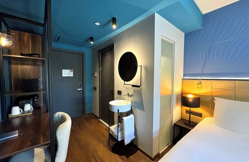 Chugureti Hotel | Tbilisi Edition - Design Hotel