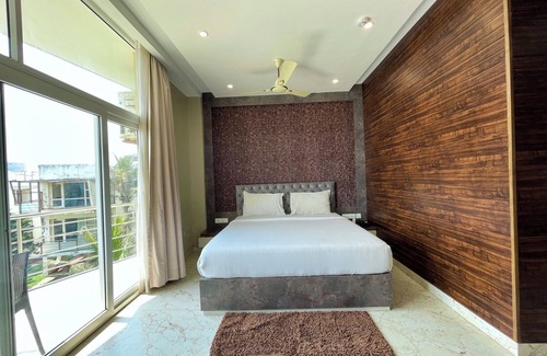 Puri Hotel | TBS Sea View - Full AC- Pool & Breakfast