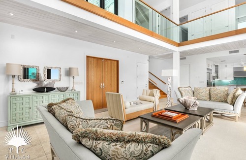Ocean Point House | TC Villas - Lilikoi - Calm Beach, Pool, Kayaks & Family-Friendly Fun