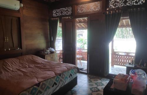 Mambal Villa | Tebeduwe Joglo Villa