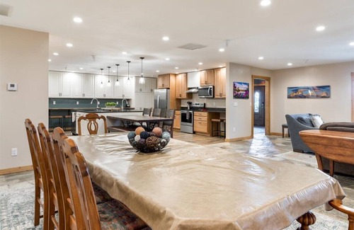 Leigh Creek Estates House | Teewinot Suite at Teton Crest Lodge