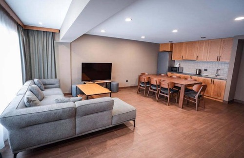 Tsaghkadzor Hotel | Teghenis Resort