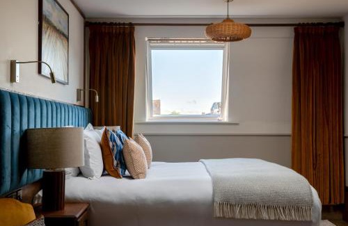 Farnham Hotel | Teller's Arms