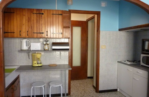 Elne House | Ten minutes from the beach, in the historic center of a Catalan village