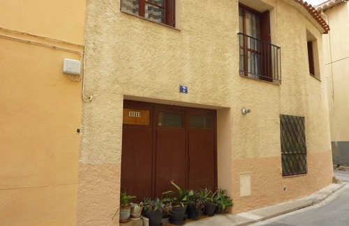 Elne House | Ten minutes from the beach, in the historic center of a Catalan village
