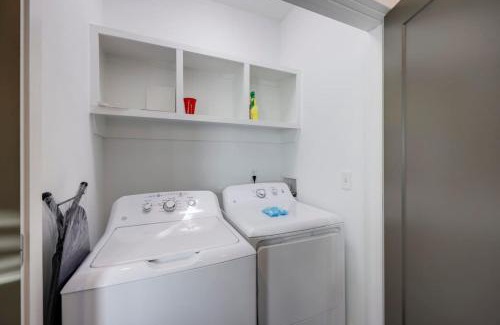 Charlotte Park House | Ten Minutes to Broadway Alluring Gated Townhome