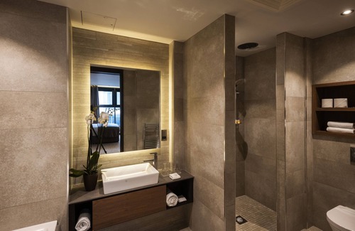 Belfast Central District Hotel | Ten Square Hotel