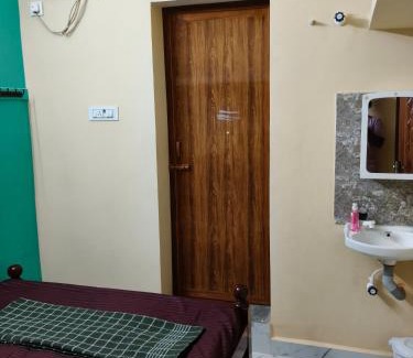 Kalapettai House | Tenstay Residency