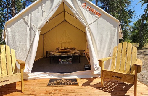 Clinton RV Rental | Tentrr Signature Site - B4mc River Ranch - The Cottonwoods