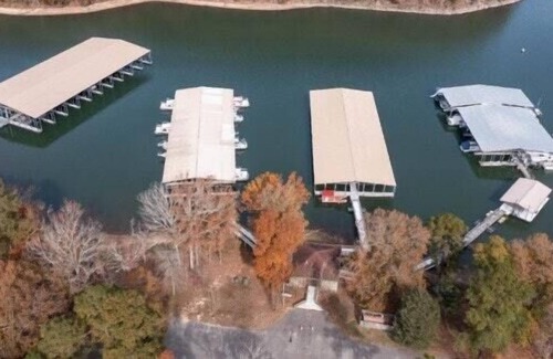 Iuka RV Rental | Tentrr State Park Site - Mississippi JP Coleman State Park - Shady Bluff C - Sin