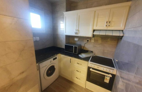 Al Muntazah Apartment | Terminal Inn Airport Hotel & Apartment