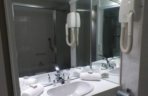 Saint-Etienne Hotel | Terminus du Forez Saint Etienne Centre Gare Chateaucreux