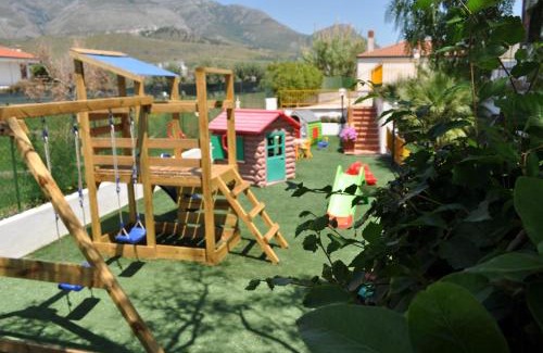 Formia House | Terra Mia