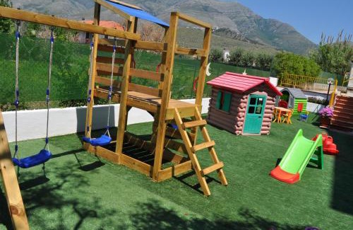 Formia House | Terra Mia