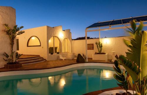 Telde House | Terrace on the Beach