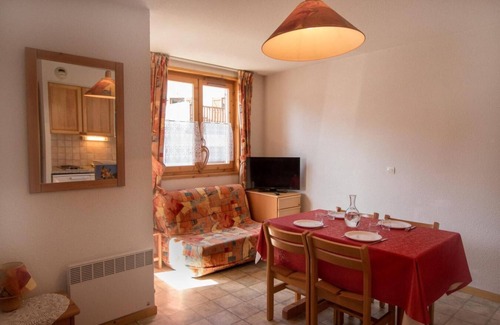 Aussois Apartment | Terrace, tv, ski locker, 25m², Aussois