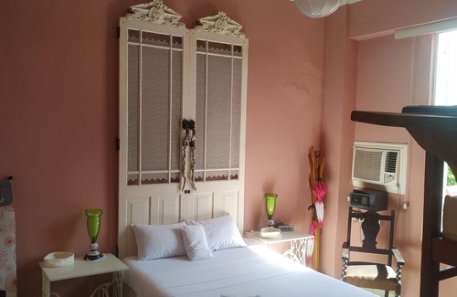 Old Havana Bed & Breakfast | Terraza los Pepes