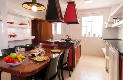 Telde House | Terrazas del Mar Villa on the beach Sea Terrace Wifi free Golf Ecological house