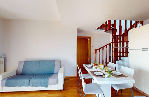 Villanuova sul Clisi Apartment | Terrazza sul Golfo by Bookinggardalake