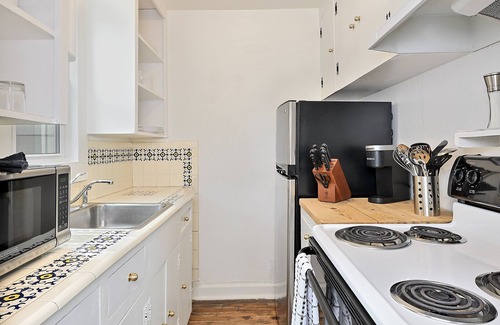 Tesuque Bed & Breakfast | Tesuque Outpost 3 Suites Mountain Views