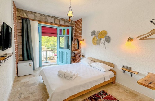 Ayvalik Hotel | Tetka Konuk Evi