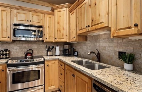 Victor Condo | Teton Retreat Condo at Palisades includes Bronze Buffalo Ranch private amenities
