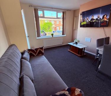 Droylsden Apartment | Tewkes House