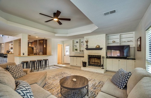 Marshall Ford Vista House | Texas Family-Friendly Escape w/Pool: Near Lake!