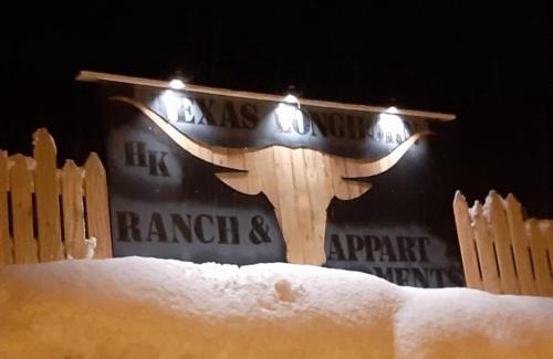 Cadipietra Apartment | Texas Longhorn Ranch Neumannhof