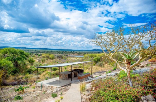 Matabeleland South Villa | Thakgalo Honeymoon Suite - 2211
