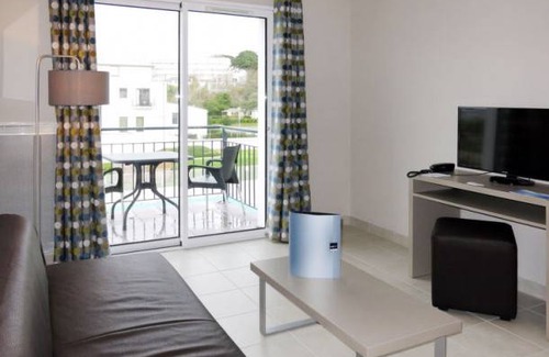 Concarneau Apartment | Thalasso Concarneau (H7RGVSH)