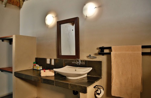 Maun Cabin | Thamalakane River Lodge
