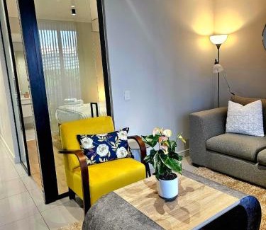 Greater Johannesburg Metropolitan Area Apartment | Thango@Luxury Hotel Apartment