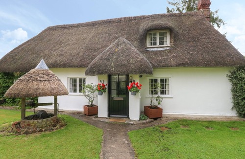 Buckland Newton Cottage | Thatch Cottage