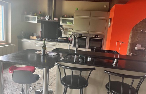 Concarneau Villa | Thatched house in Concarneau 5km from the beach